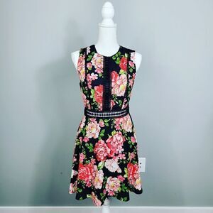 Disney Floral Sleeveless Fit & Flare Dress – Black Small